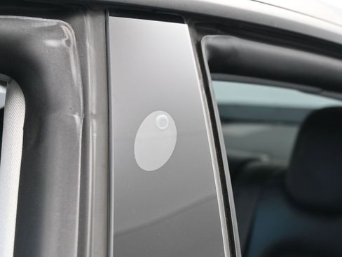 Used 2021 Tesla Model 3 Standard Range Plus image 26