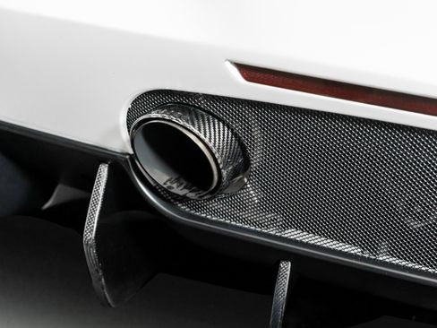 Used 2016 Ferrari 488 GTB image 15