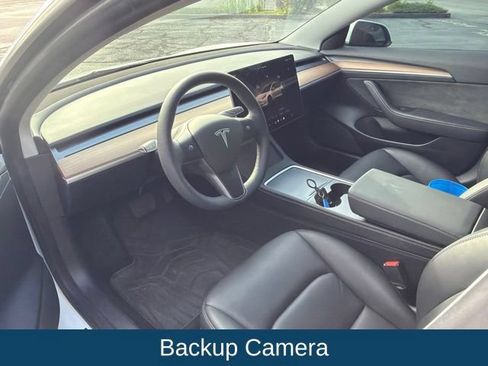 Used 2023 Tesla Model 3 Standard Range RWD image 5