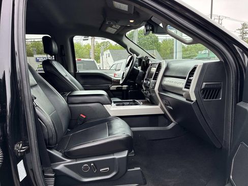 Used 2019 Ford F350 Lariat w/ Lariat Ultimate Package AWD/4WD image 9