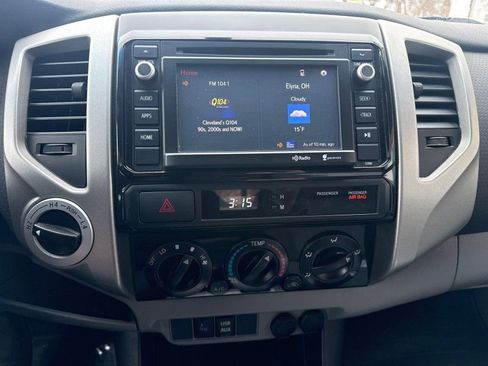 Used 2014 Toyota Tacoma 4x4 Access Cab V6 image 22