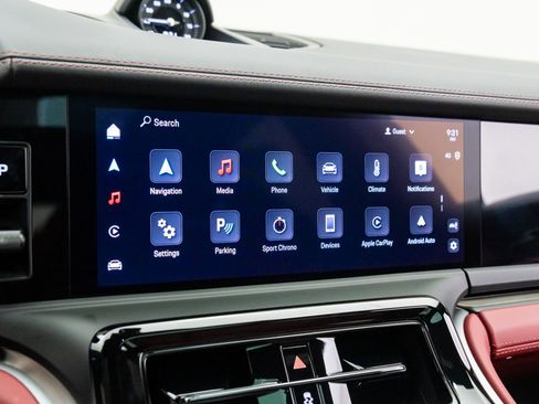 Used 2024 Porsche Panamera image 24