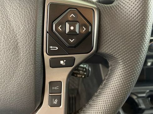 Certified 2023 Toyota Tacoma SR5 AWD/4WD image 19