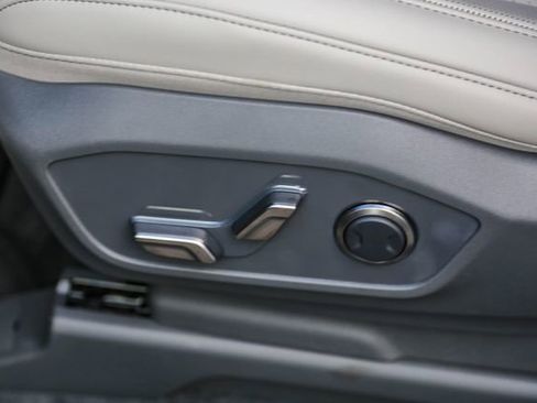 New 2026 Kia EV9 Wind image 23