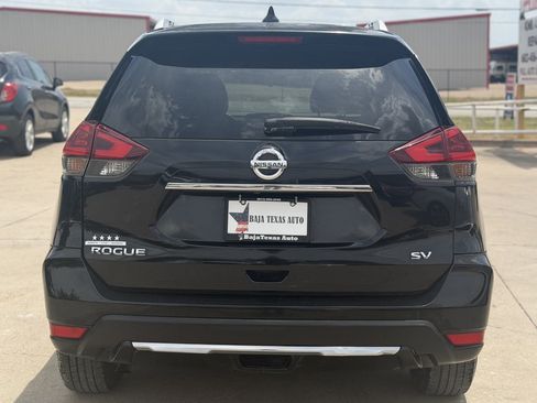 Used 2018 Nissan Rogue SV FWD image 7