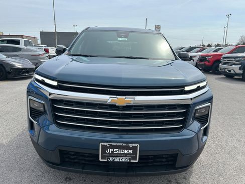 New 2026 Chevrolet Traverse LT w/ Driver Confidence Package image 7