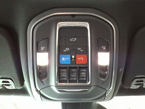 New 2026 Jeep Grand Wagoneer Limited image 9