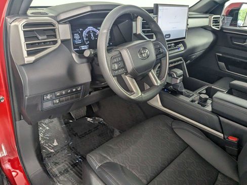 Certified 2025 Toyota Tundra Limited AWD/4WD image 12