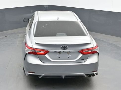 Used 2020 Toyota Camry SE FWD image 35