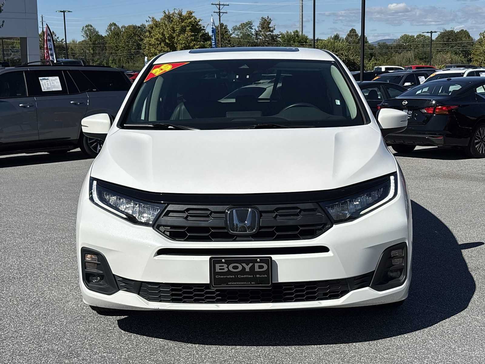 Used 2025 Honda Odyssey EX-L image 3