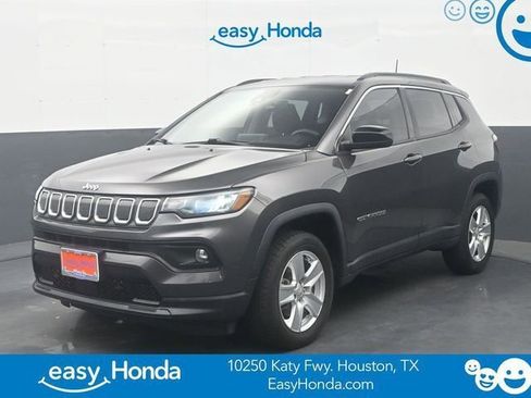 Used 2022 Jeep Compass Latitude AWD/4WD image 1