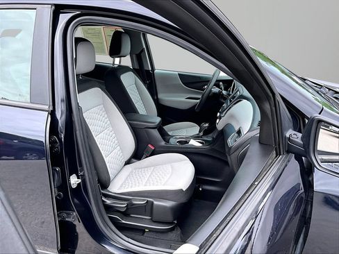 Used 2020 Chevrolet Equinox LS FWD image 8