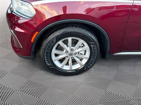 Used 2021 Dodge Durango SXT image 34