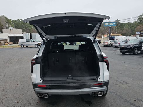 New 2026 Chevrolet Traverse LT w/ Driver Confidence Package image 29