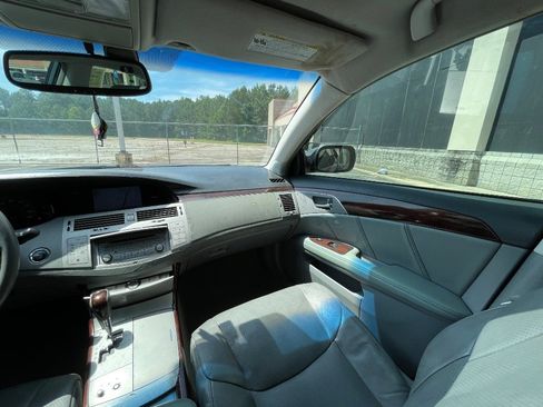 Used 2008 Toyota Avalon Limited FWD image 29