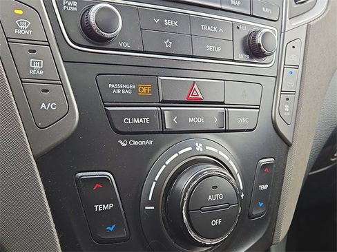 Used 2019 Hyundai Santa Fe XL image 15