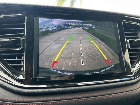 Used 2023 Dodge Durango GT image 15