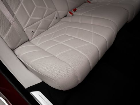 Used 2023 BMW i7 xDrive60 w/ Executive Package 2 image 66