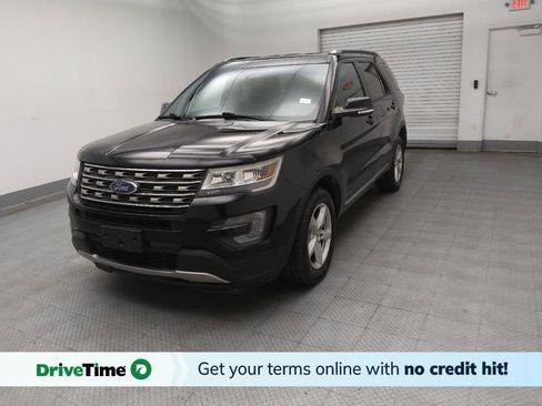 Used 2017 Ford Explorer XLT w/ Equipment Group 202A image 1