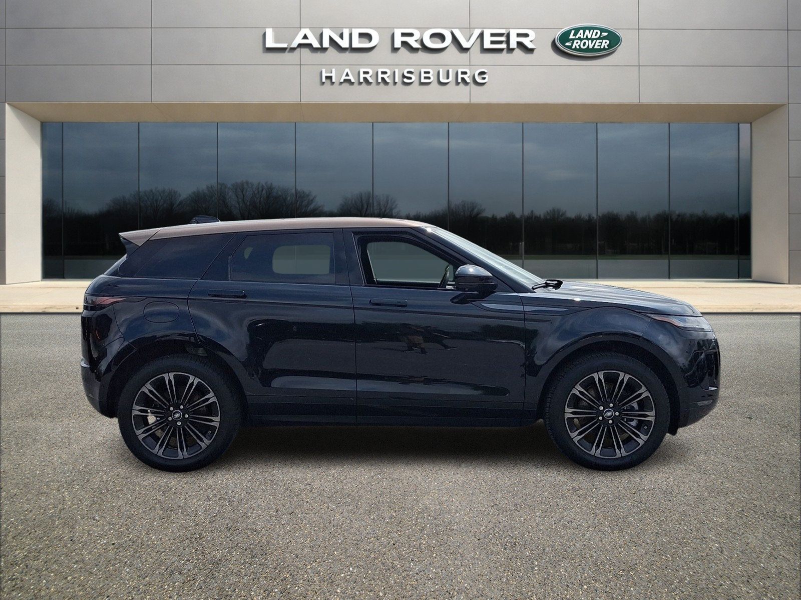 Used 2026 Land Rover Range Rover Evoque S AWD/4WD image 5