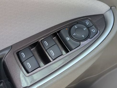 Used 2024 Chevrolet Malibu LS FWD image 11
