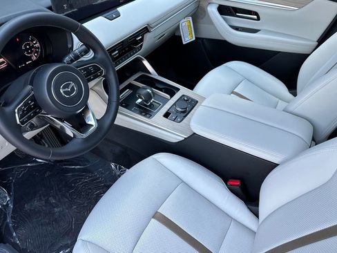 New 2026 MAZDA CX-90 Plug-In Hybrid w/ Premium Plus AWD/4WD image 10