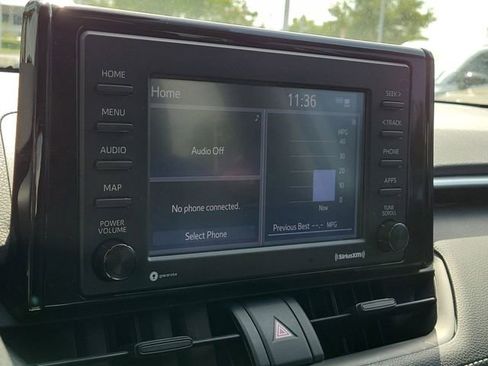 Used 2021 Toyota RAV4 XLE image 22