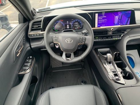 New 2026 Toyota Crown Signia AWD/4WD image 16