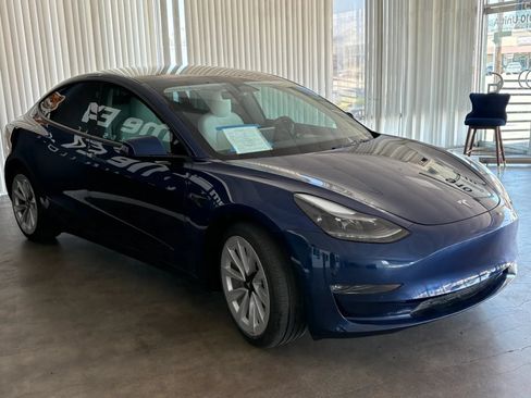 Used 2022 Tesla Model 3 RWD image 22