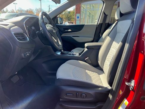 Used 2020 Chevrolet Equinox LT image 13