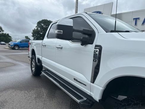 Used 2023 Ford F250 Lariat w/ Chrome Package AWD/4WD image 7