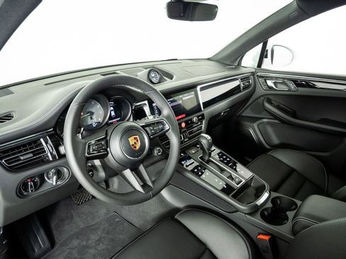 New 2026 Porsche Macan S AWD/4WD image 4