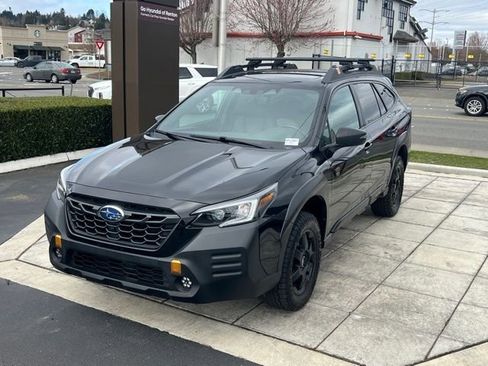 Used 2023 Subaru Outback Wilderness AWD/4WD image 3