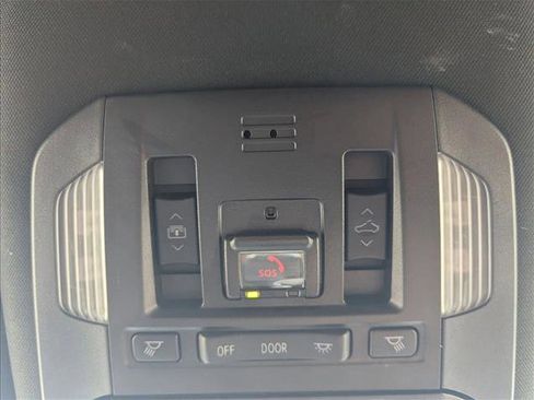 Used 2021 Toyota Highlander Platinum image 11