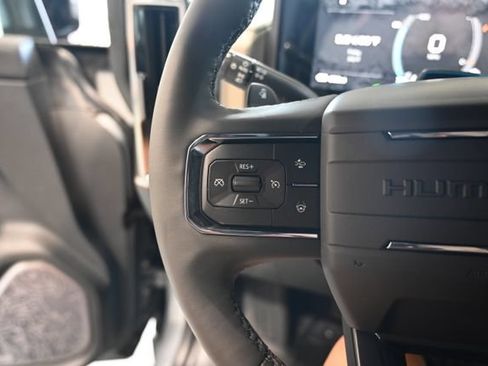 New 2026 GMC Hummer EV SUV w/ LPO, Dark Essentials Package AWD/4WD image 25