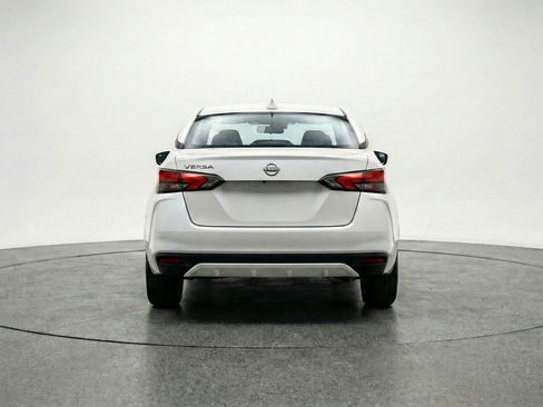 Used 2025 Nissan Versa SV FWD image 7