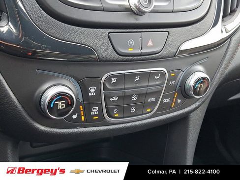 Certified 2022 Chevrolet Equinox RS w/ RS Leather Package image 18