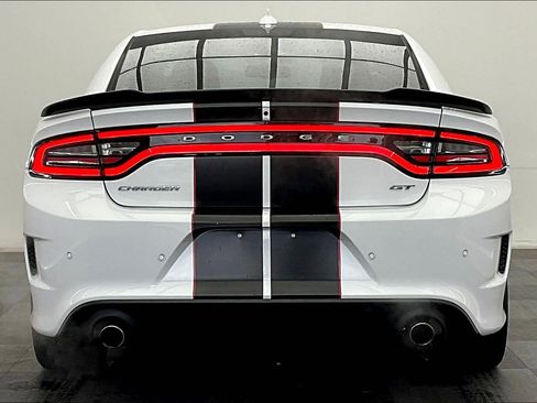 Used 2021 Dodge Charger GT image 3