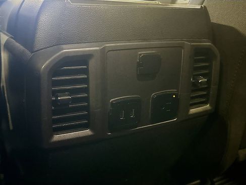 Used 2019 Ford F150 XLT w/ Equipment Group 302A Luxury image 32