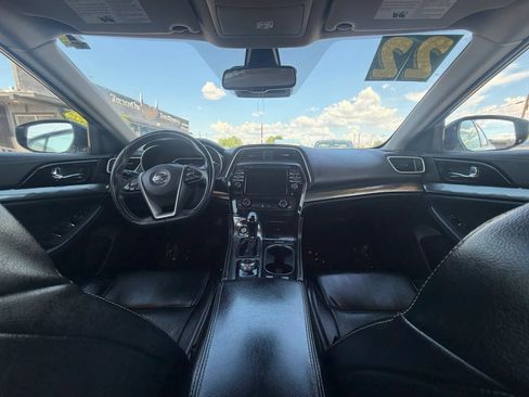 Used 2022 Nissan Maxima SV FWD image 10