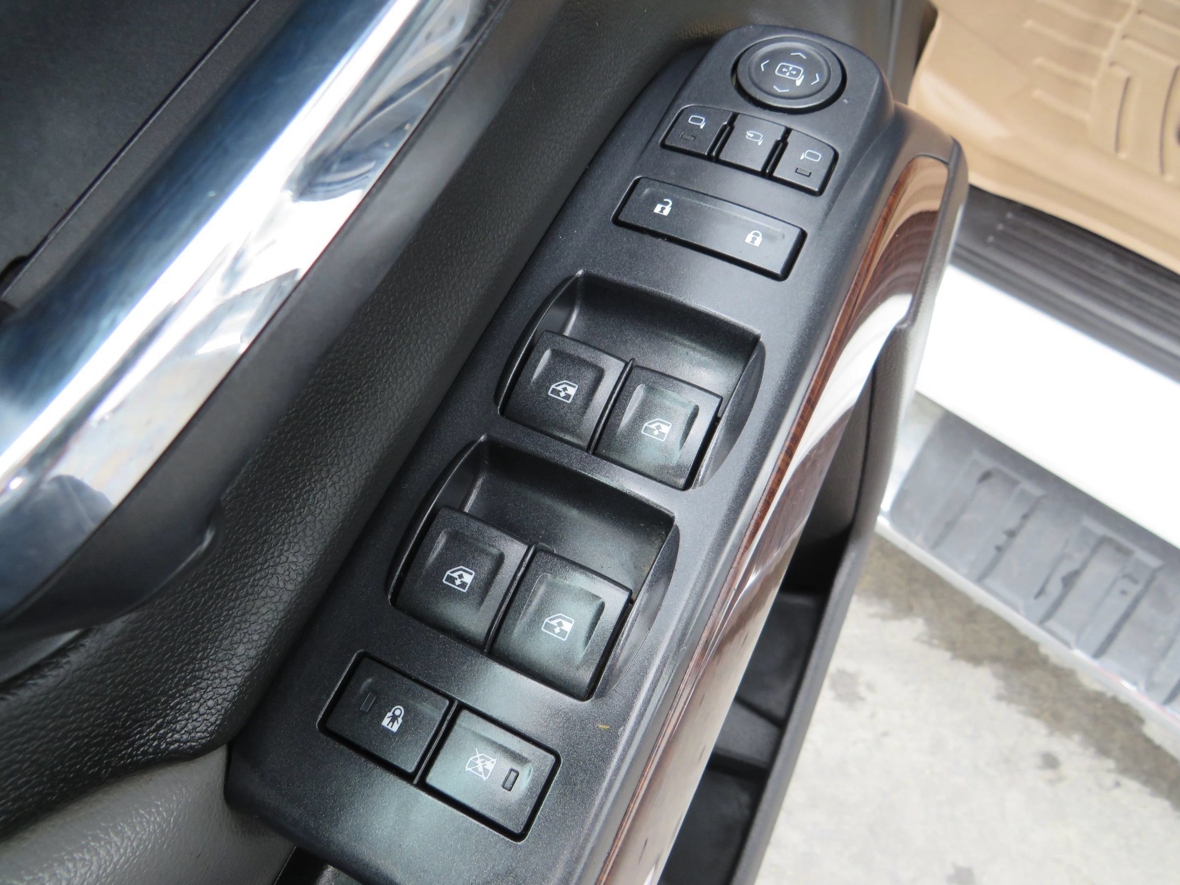Used 2015 GMC Sierra 3500 SLT AWD/4WD image 41