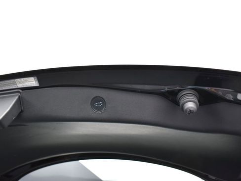 Used 2021 Tesla Model 3 Performance image 24