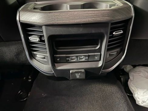 New 2026 RAM 3500 Laramie AWD/4WD image 30