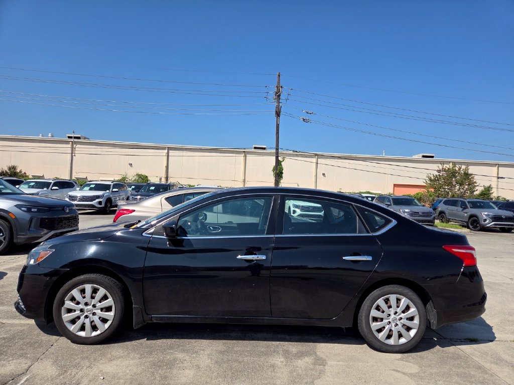 Used 2016 Nissan Sentra SV FWD image 8
