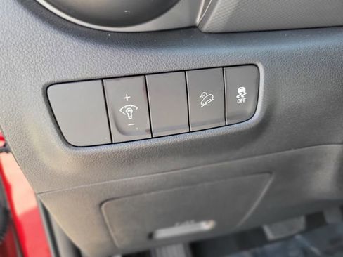 Used 2023 Hyundai Kona SEL AWD/4WD image 21