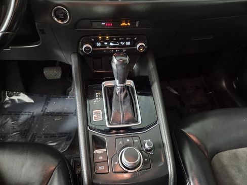 Used 2019 MAZDA CX-5 Touring image 18