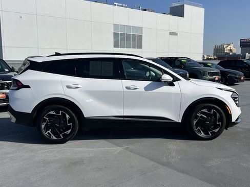 Certified 2024 Kia Sportage SX image 7