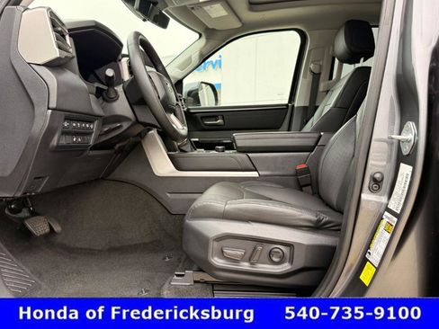 Used 2024 Toyota Tundra Limited image 26