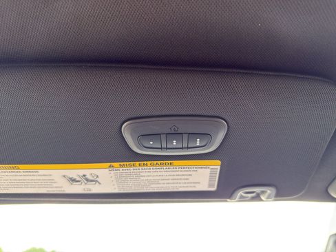 New 2027 Chrysler Pacifica Limited AWD/4WD image 25