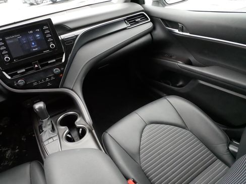 Certified 2024 Toyota Camry SE image 11